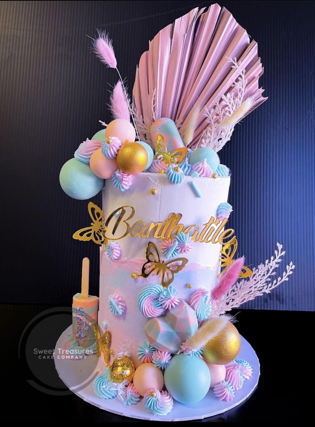 Butterfly themed Palm Single  tier cake