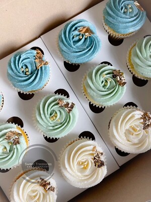Gold leaf cupcakes
