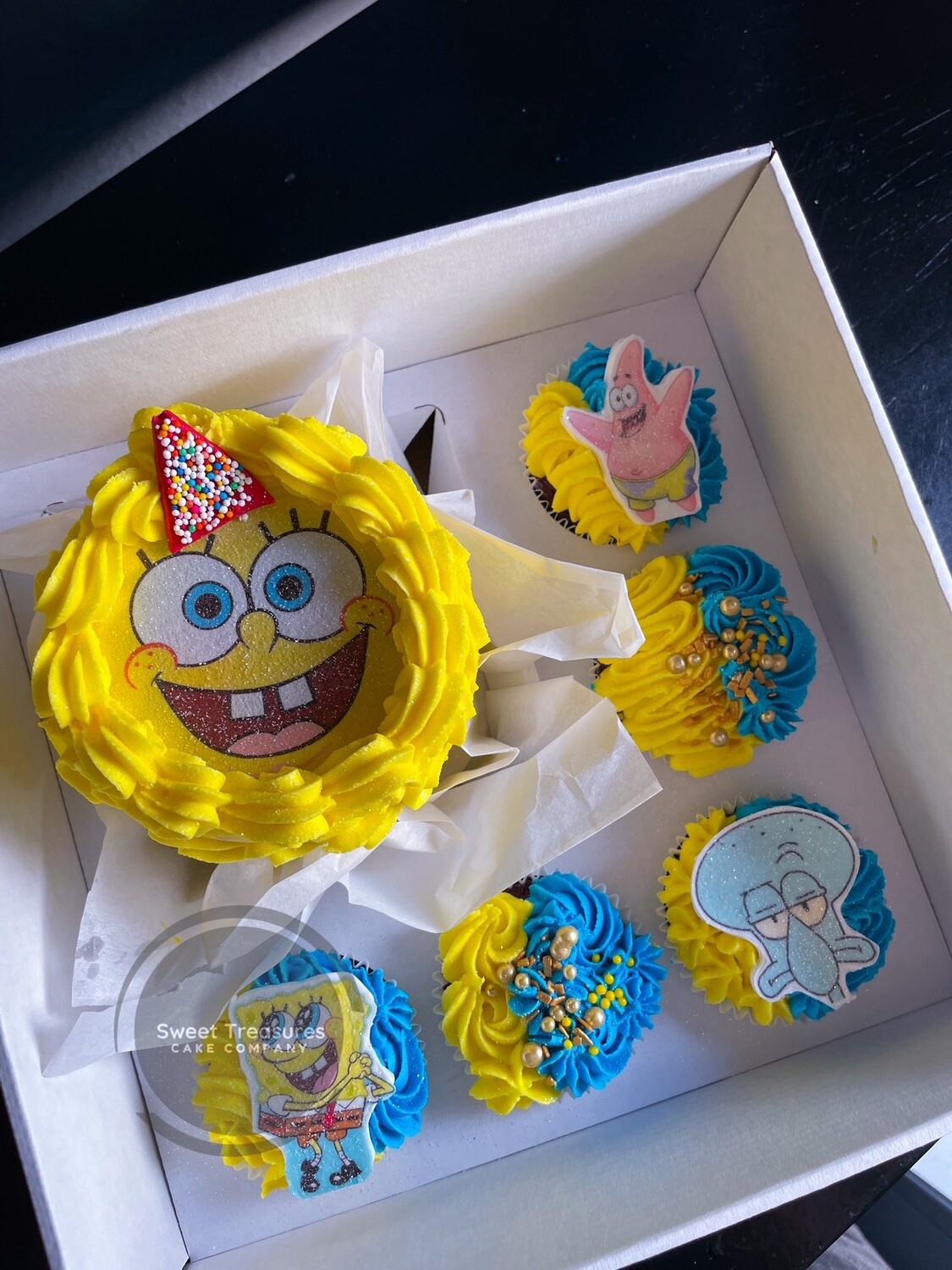 Sponge Bob Bento Celebration Cake Box, Bento Style: Bento Cake with 5 Cupcakes