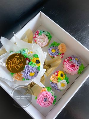 Floral Bento Cake Box