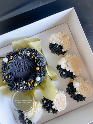 Black and Cream Bento Cake Box