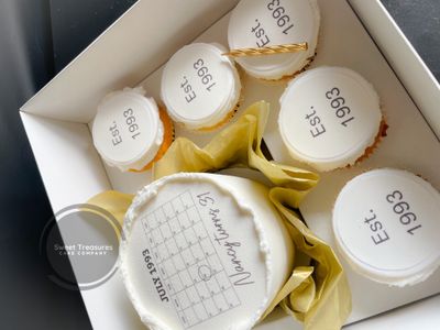 Calendar Bento Cake Box