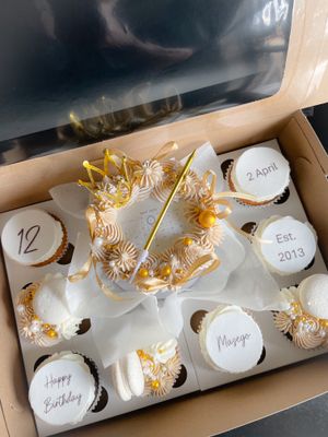 Crown Burn Reveal Bento Cake