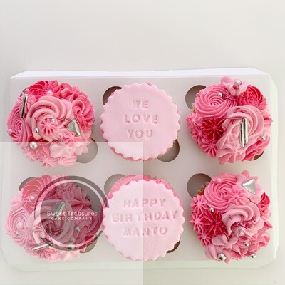 Fancy Piped cupcakes