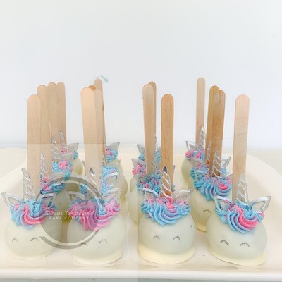 Unicorn cake pops