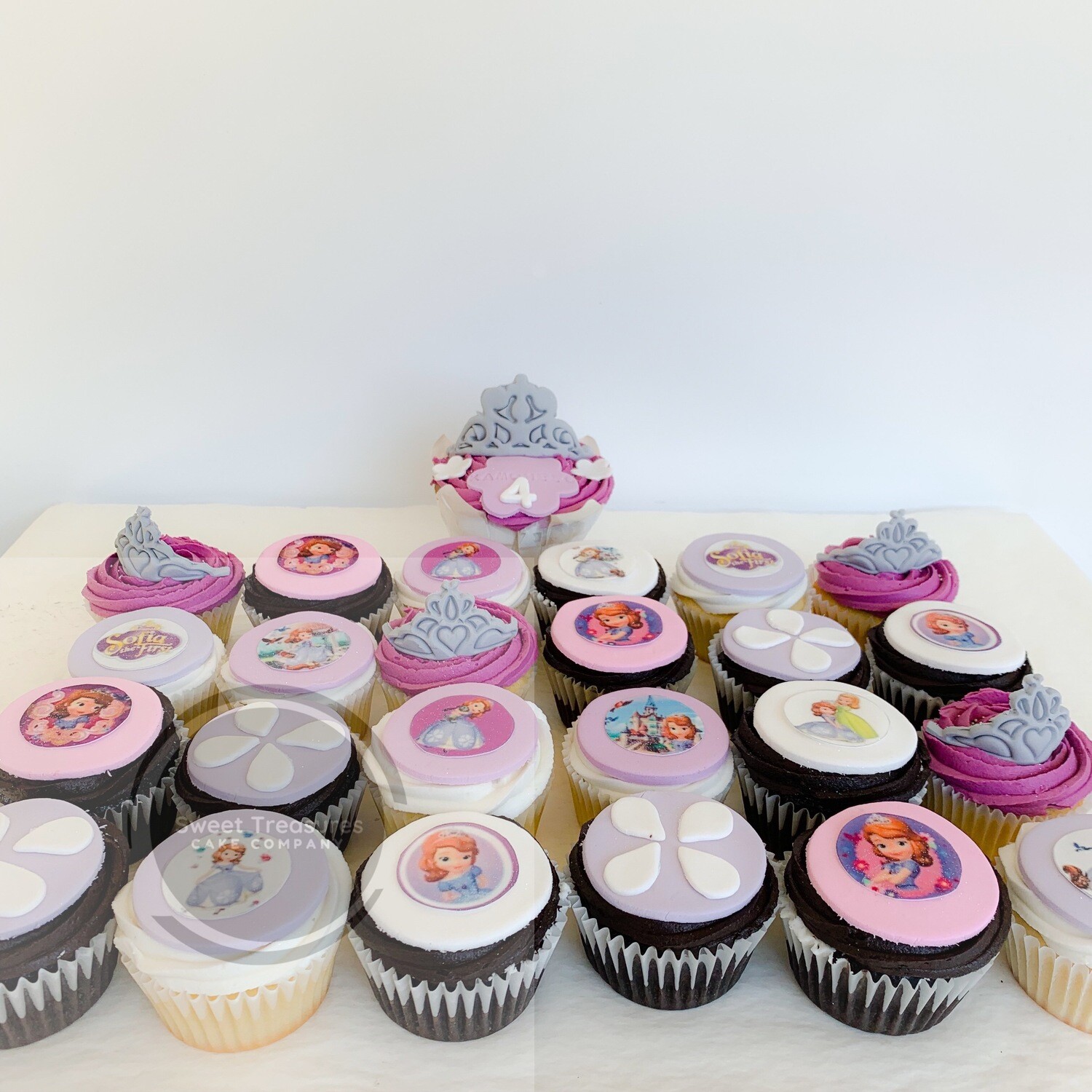 Sofia the First cupcakes