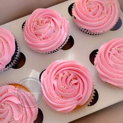 Sprinkle cupcakes