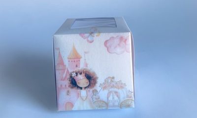 Cupcake Boxes: Tiara Time