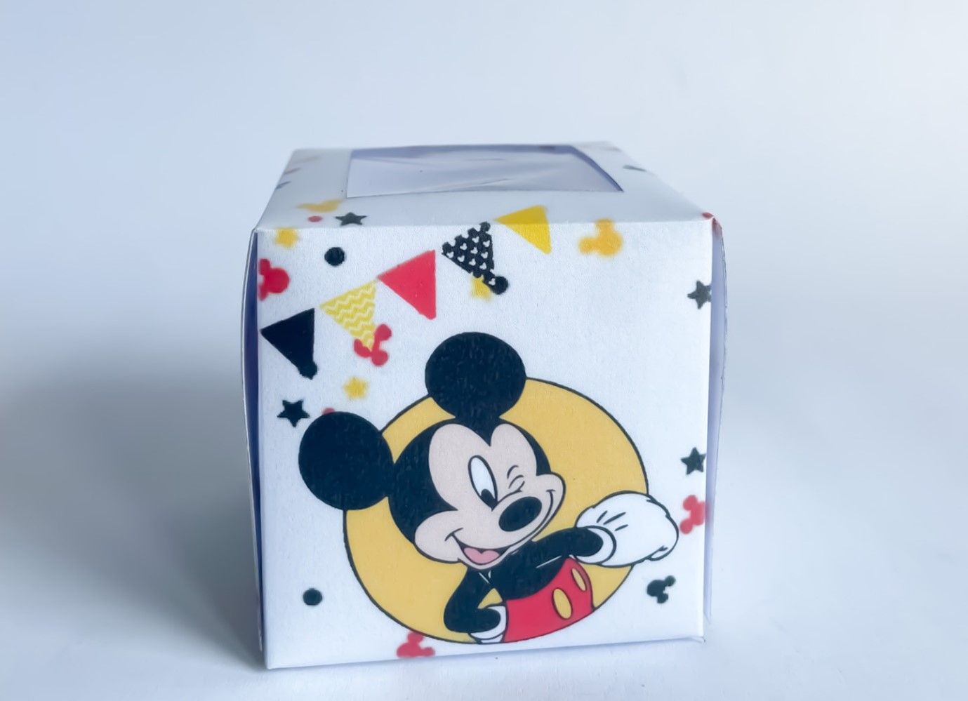 Cupcake Box: Mickey Mouse inspired