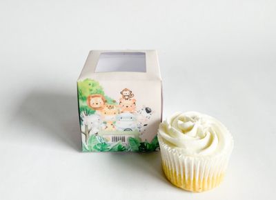 Cupcake Box WITH CUPCAKE: Sweet Safari