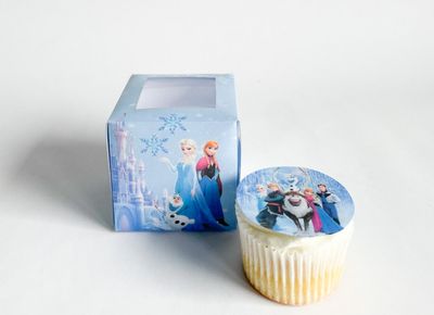 Cupcake Box WITH CUPCAKE: Frozen Inspired