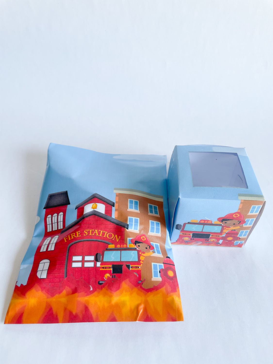 Party Pack Bag WITH matching Cupcake: Fire Engen