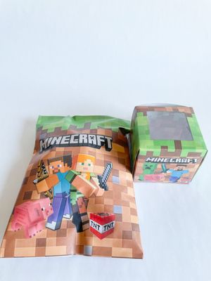 Party Pack Bag WITH matching Cupcake: Minecraft Inspired