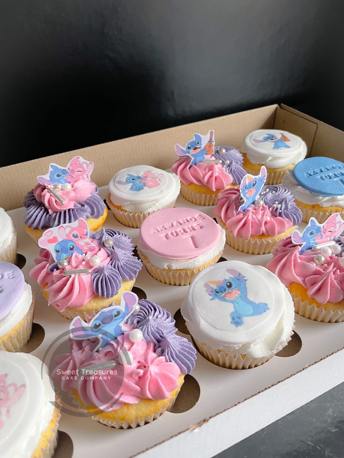 Lilo and Stitch Inspired cupcakes