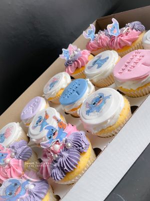 Lilo and Stitch Inspired cupcakes