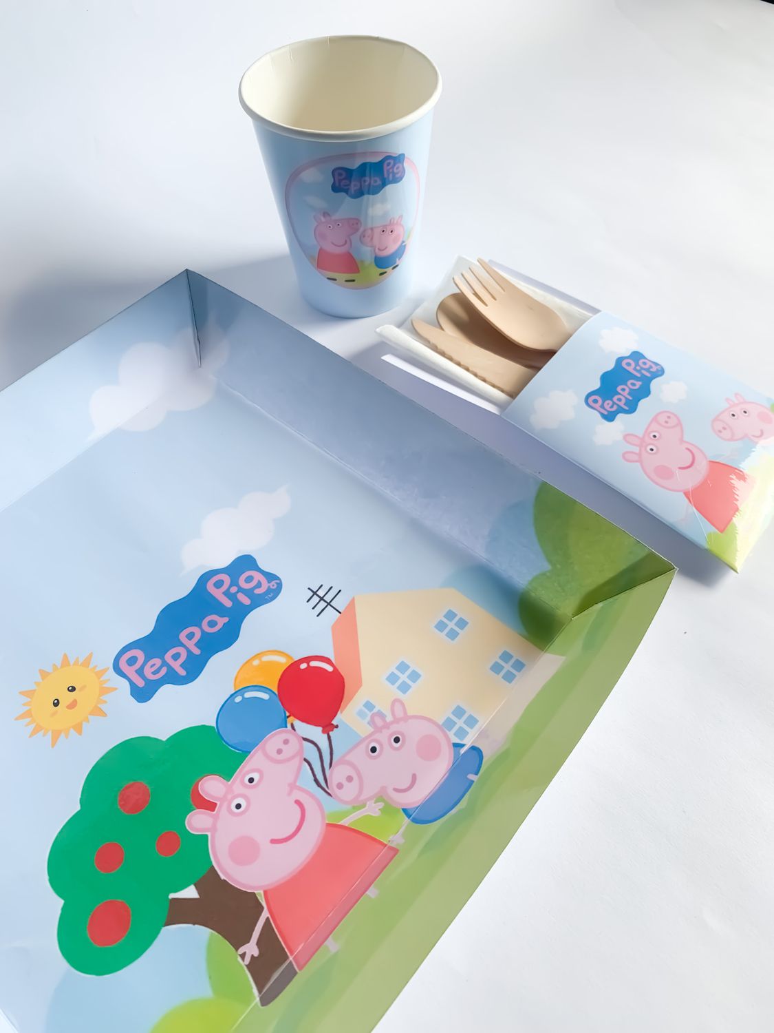 Disposable Tableware: Peppa Pig Inspired