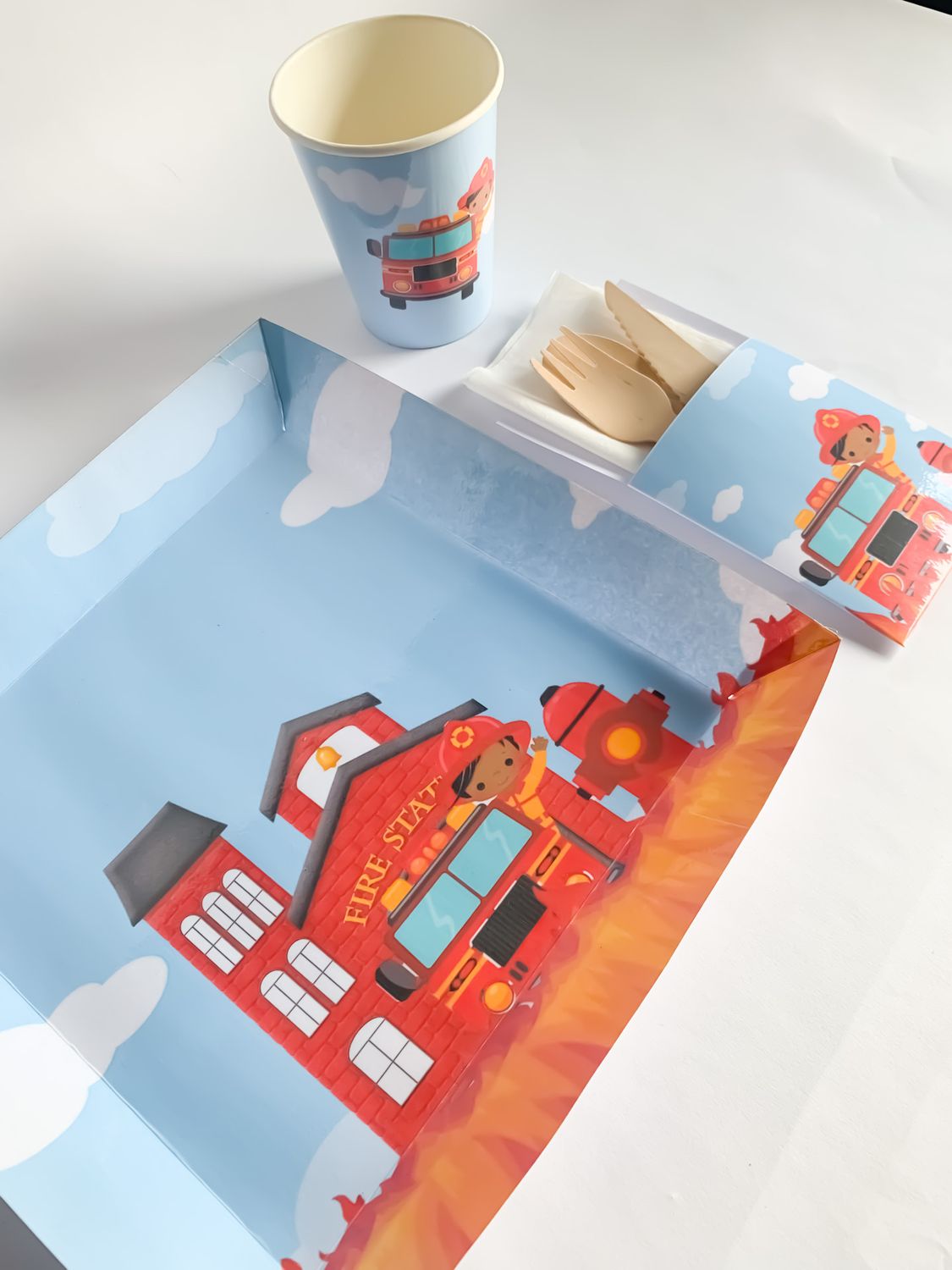 Disposable Tableware: Fire Engen