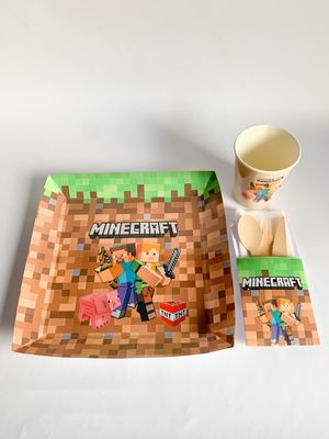 Disposable Tableware: Minecraft Inspired