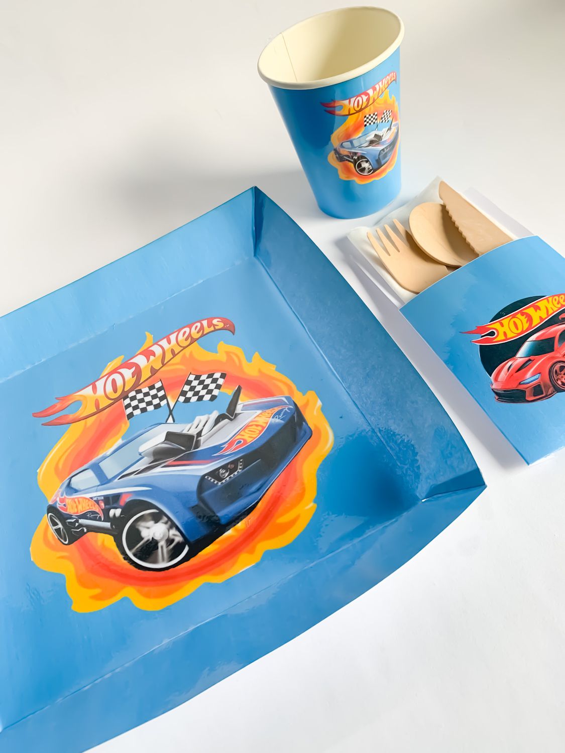 Disposable Tableware: Hotwheel Inspired