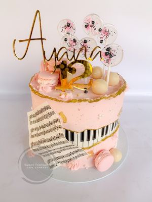 Music Themed fault line single tier cake
