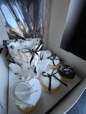 Heart Burn Reveal Bento Cake