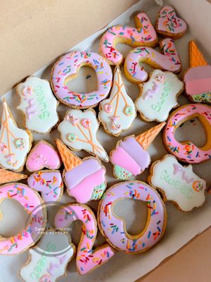 'Two Sweet' themed cookies