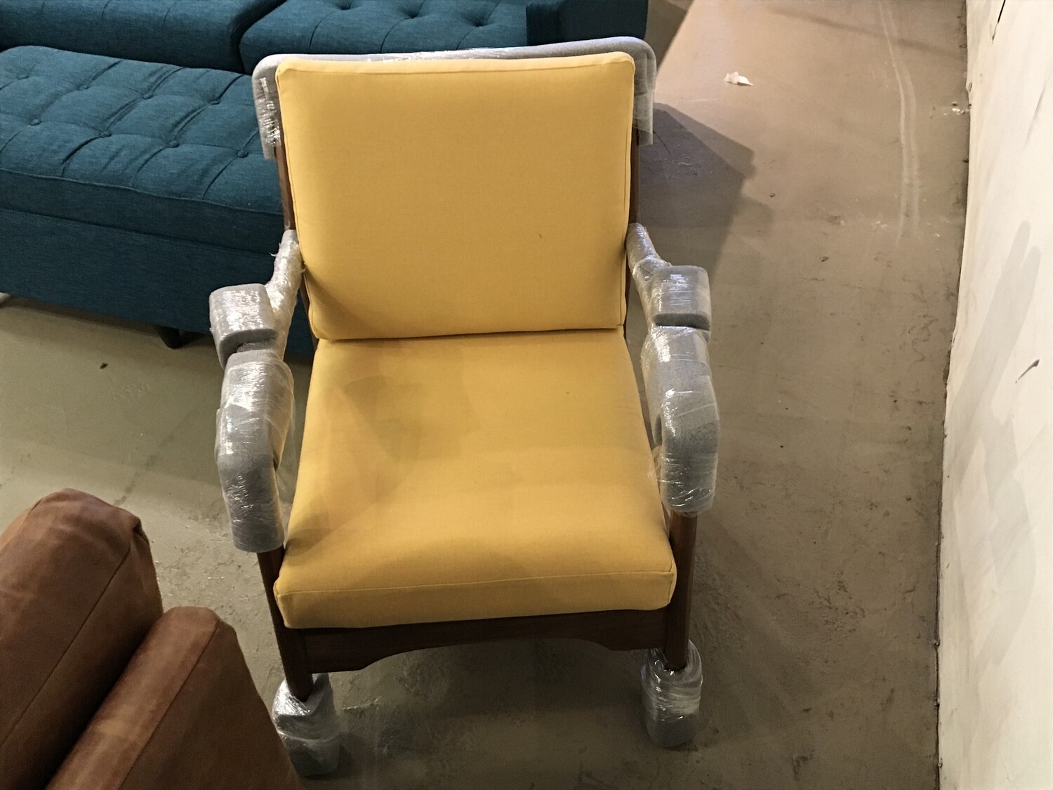 Collins Chair (Taylor Golden)