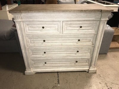 Stanley Furniture Oversized Dresser - Chest (Antique Oyster) 7