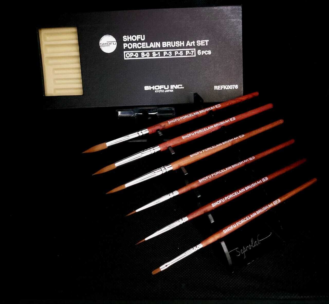 PORCELAIN  BRUSH SET