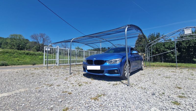 TOP METALLKONSTRUKTION + SCHUTZNETZ FÜR DEN AUTOSCHUTZ - NACH WUNSCH!
