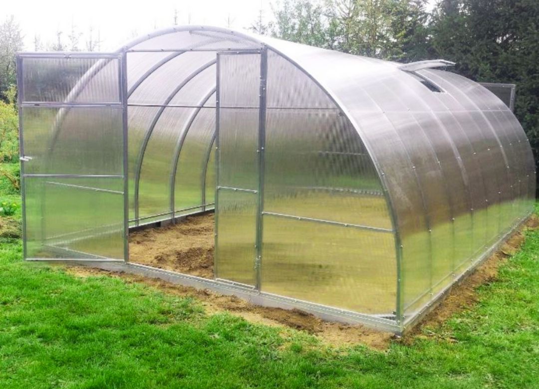Gewächshaus OMEGA 3,5 m breit – 2 m hoch