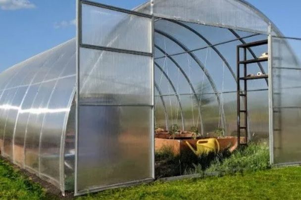 Gewächshaus PROFI ZEUS B4m, H2,3m + Polycarbonat LEXAN 6mm mit VERSAND