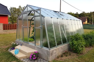 LIMES Gewächshäuser