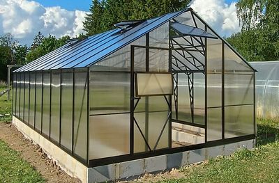 Gewächshaus – Dachform – Haus