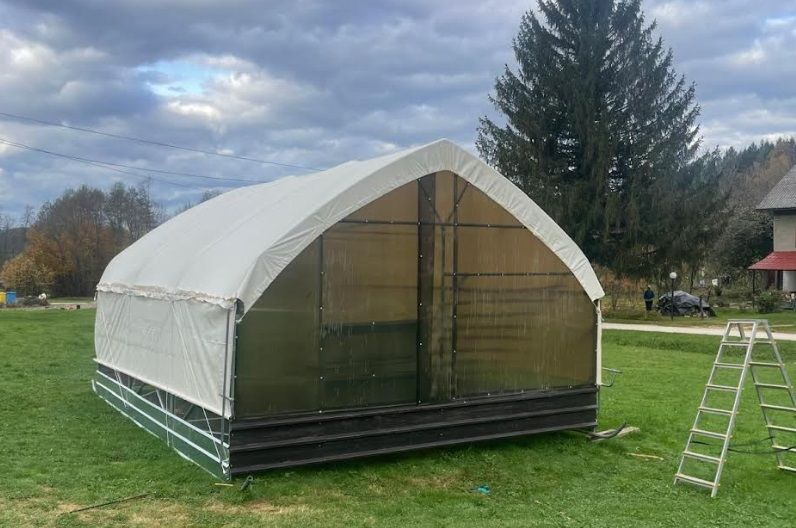 Mobiler Hühnerstall auf Schlitten - Qualität aus eigener Produktion