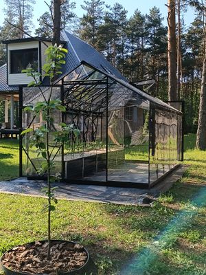 Gewächshäuser – Polycarbonatglas - Monolithisches Polycarbonat - Vollpolycarbonat