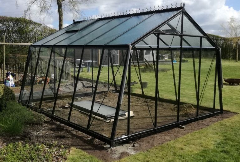 ​​​ACD Glasgewächshaus S206 - 3,80 x 4,45m - Blackline