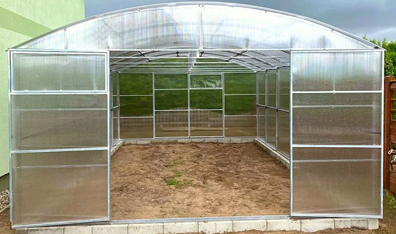 Gewächshaus LARA – Polycarbonat-Gewächshaus, 4 m breit, 6mm Polycarbonate