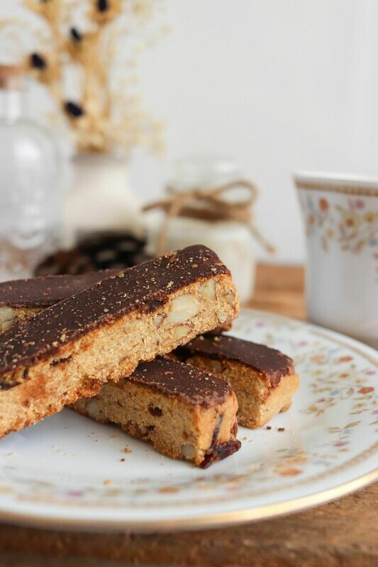 Choco Almond Cranberry Biscotti (pack of 4)