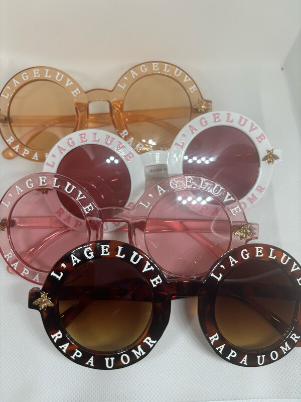 L’Ageluve Shades