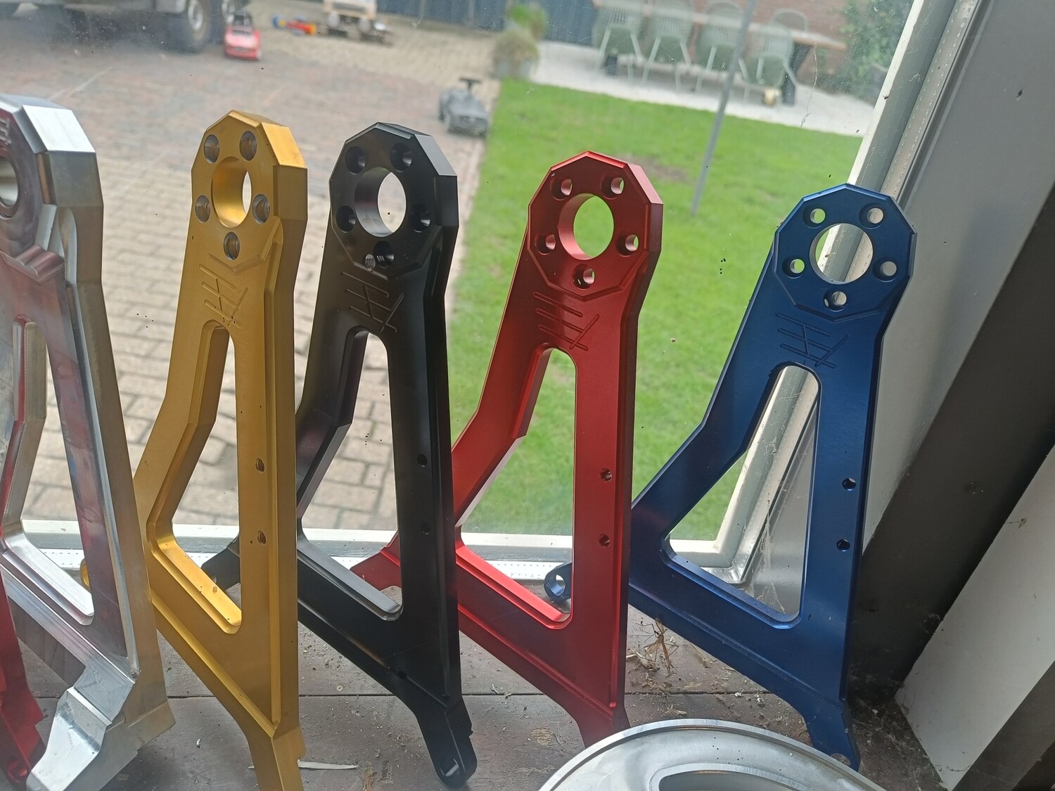 HT Brace v1.1 For Race Exhausts 125-180cc
