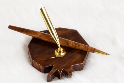 Pomegranate Desk Pen