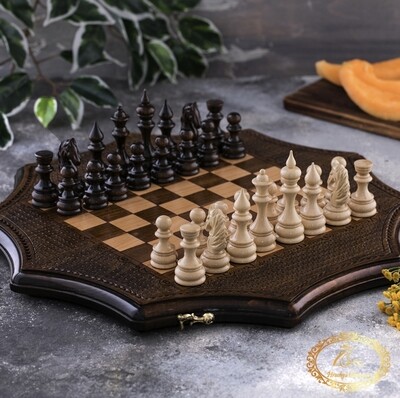 Star-Shaped Chess Set 20&quot; x 20&quot;
