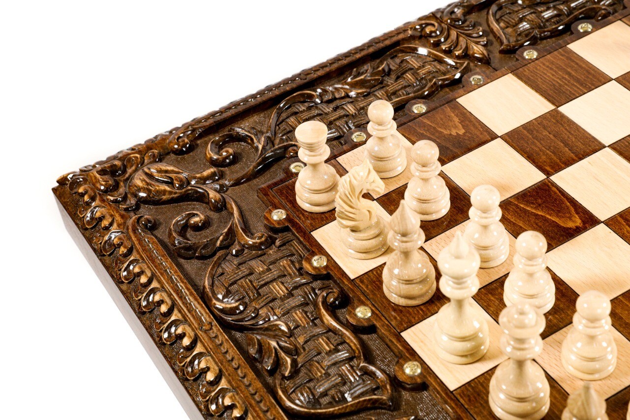 Chess/Backgammon Table Both in One