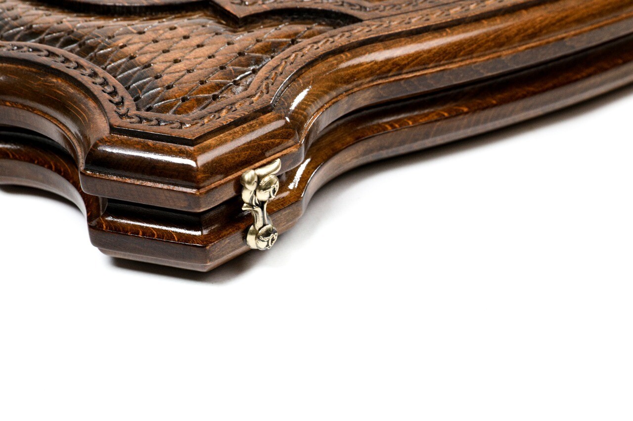 Ornamental Backgammon with copyrighted contour outline