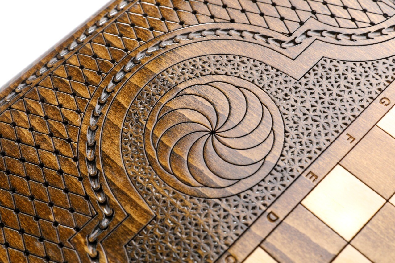 Backgammon with Ornamental snowflake motif classic 24&quot; x 12&quot;