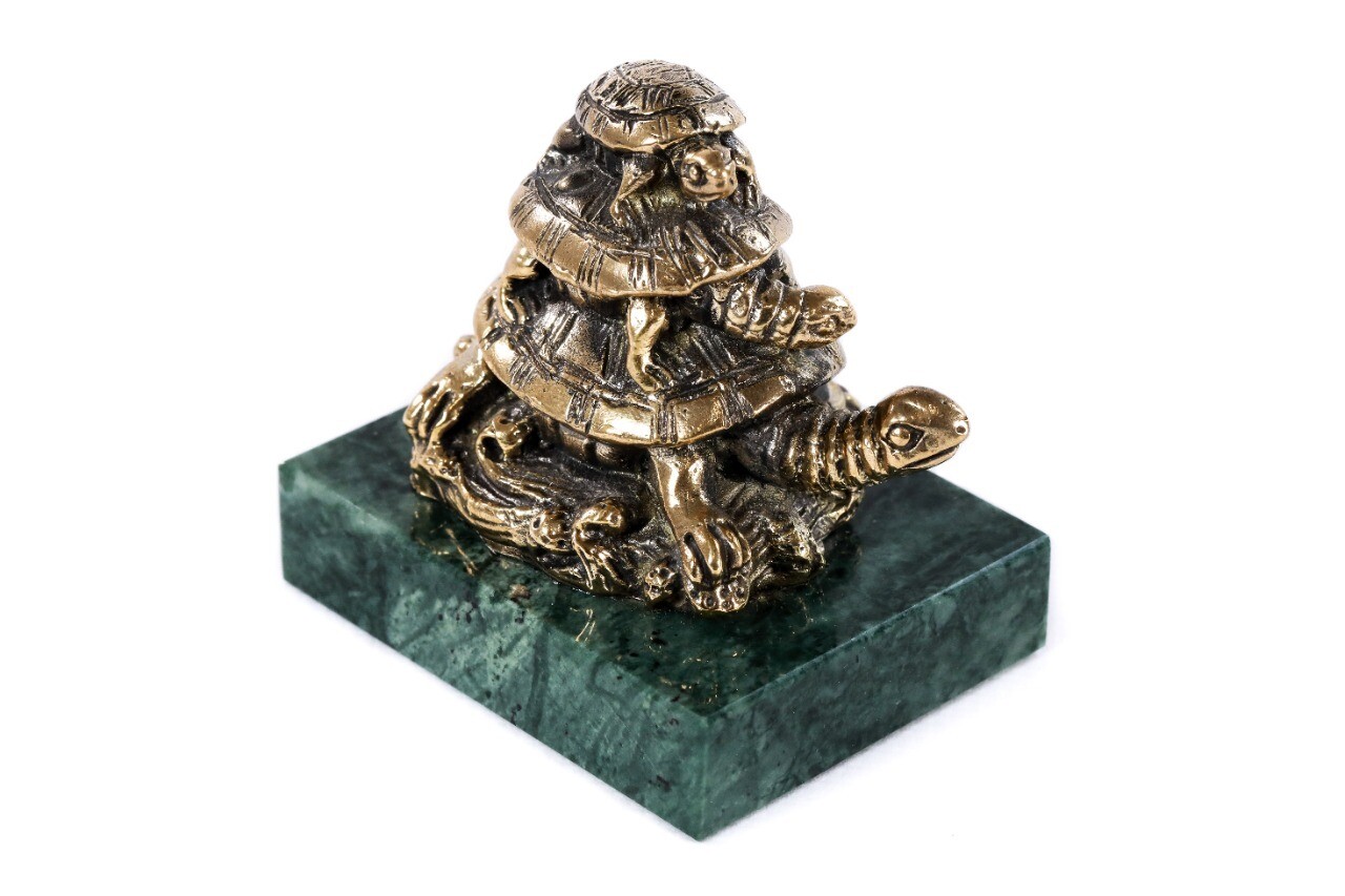 Bronze sculpture the Turtles