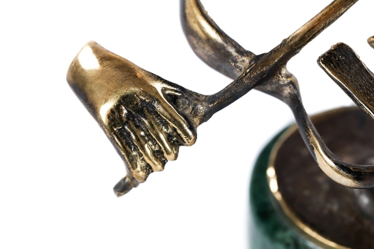 Bronze sculpture the Violinist