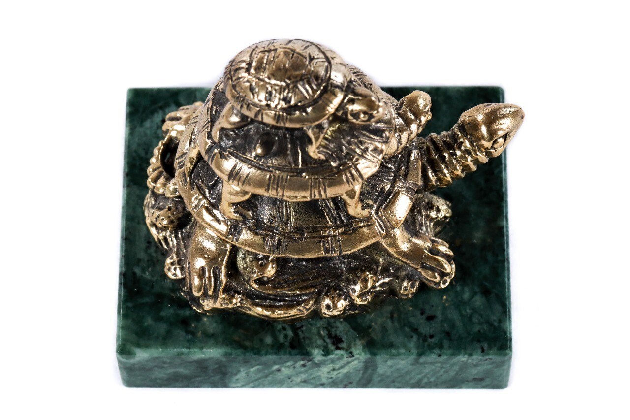 Bronze sculpture the Turtles