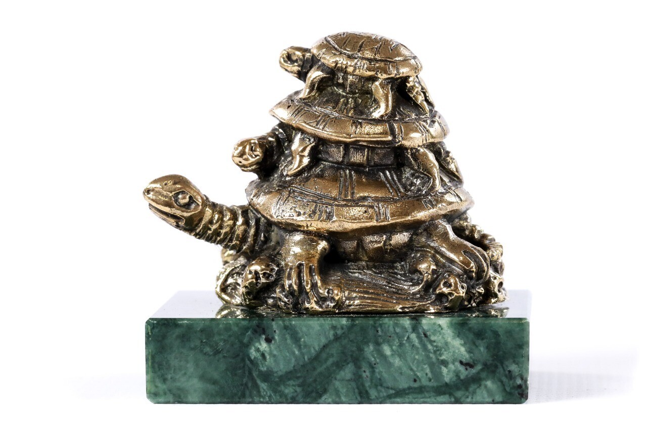 Bronze sculpture the Turtles